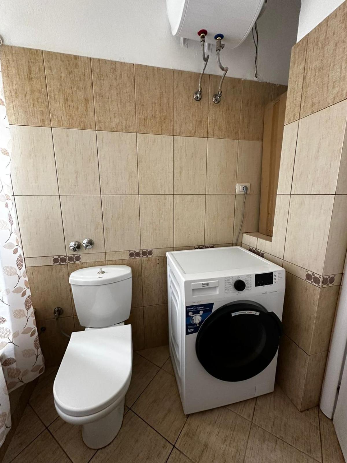 Sea View Apartment *